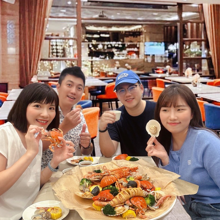 預訂包廂的賓客，另享88折優惠，讓家庭聚餐、好友聚會更添儀式感。