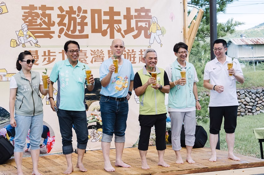 走入宜蘭田野間 當一日蔥農與茶師 在地農遊體驗掀起慢旅風潮