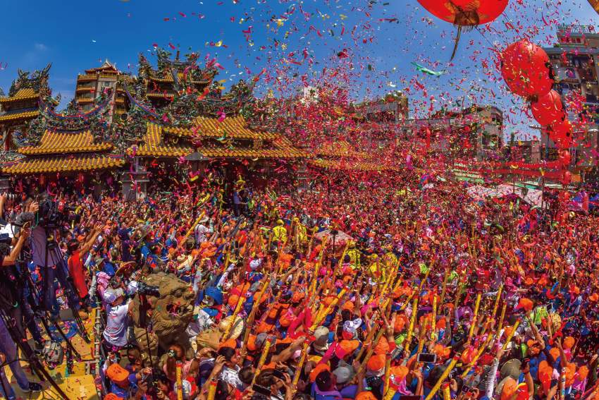 朝天宮媽祖進香的熱鬧景象