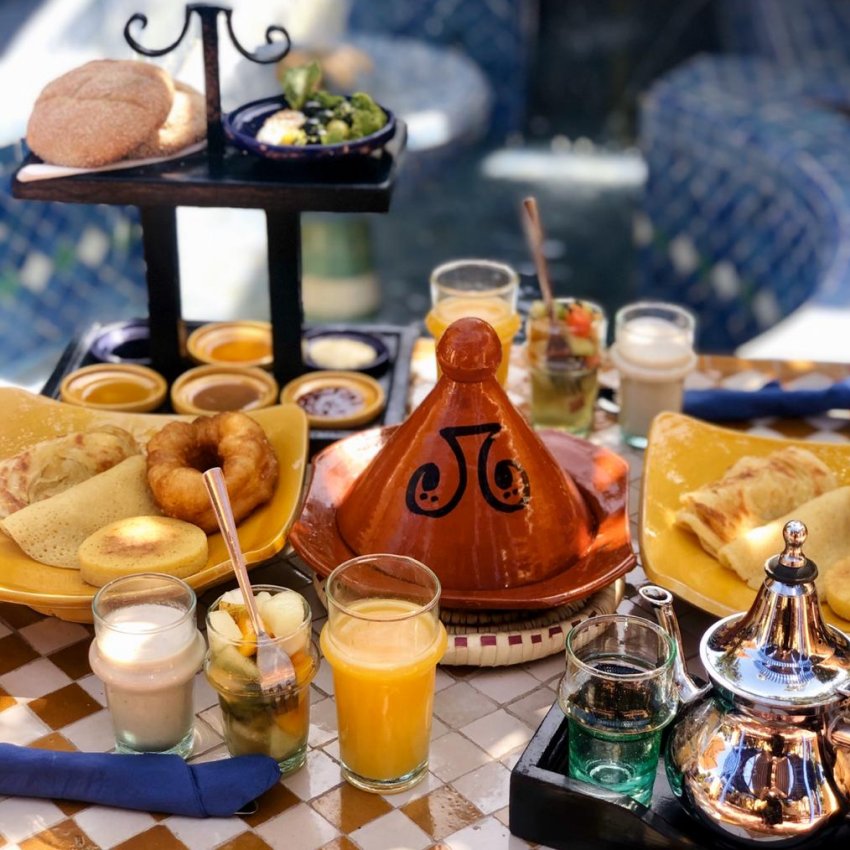 塔吉鍋、薄荷茶及各種油炸點心，是遊人不可錯過的摩洛哥道地美食