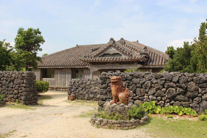 石垣島YAIMA民俗村