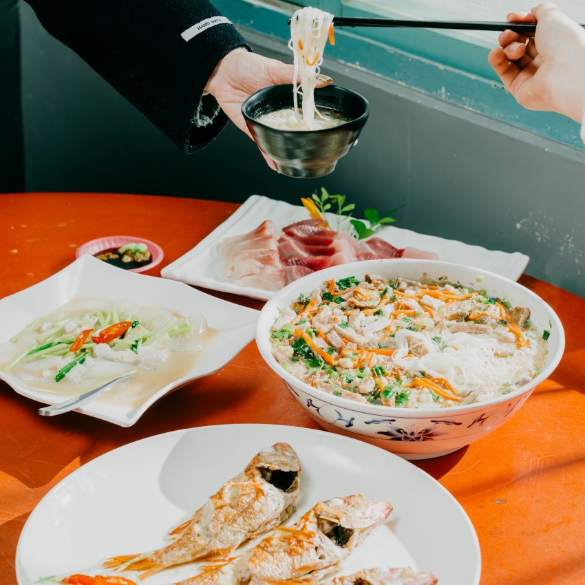 在朝陽客來香餐廳可享用美味的現流海產料理