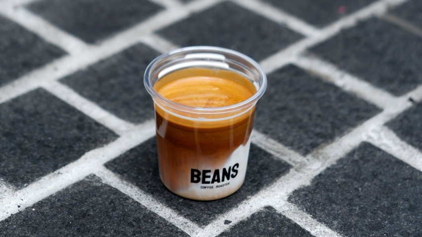 ▲華欣The Standard度假酒店正式攜手泰國知名精品咖啡烘焙品牌 BEANS,以一杯杯濃醇香氣的精選咖啡,為當地咖啡文化注入新活力。