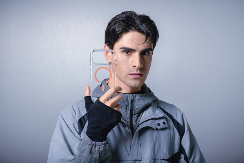 MAGEASY Bright M / Cryst M / Lyte M 系列：最貼近原廠體驗的 iPhone 17 手機殼