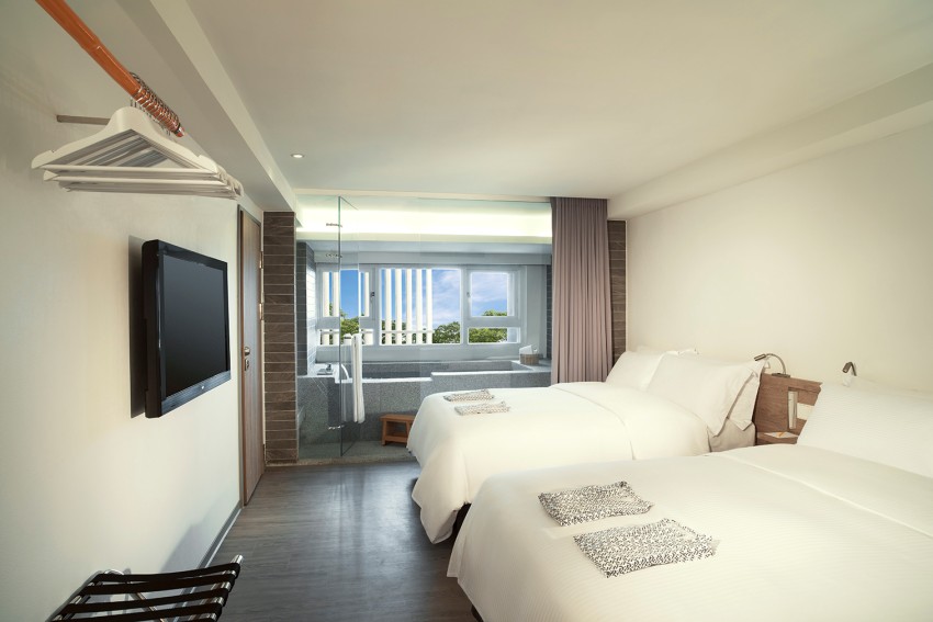 「秋來泡泡湯」兩天一夜住房專案，四人入住一泊一食每人1,140元起。圖／捷絲旅提供。