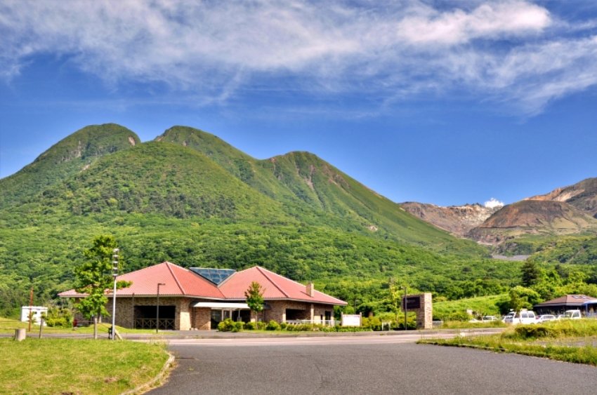 蓼原濕原與長者原遊客中心