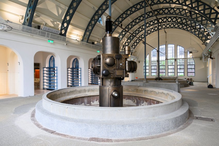 澡堂保留原有浴池空間