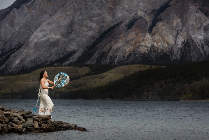 育空特區有14個原住民族群,其中「Yukon」一詞更源自 Gwich’in 語,有「大河」之意(育空特區觀光廳提供)