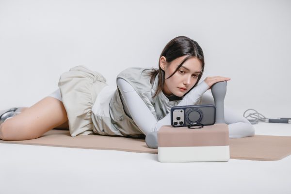 MAGEASY iPhone 17 手機配件