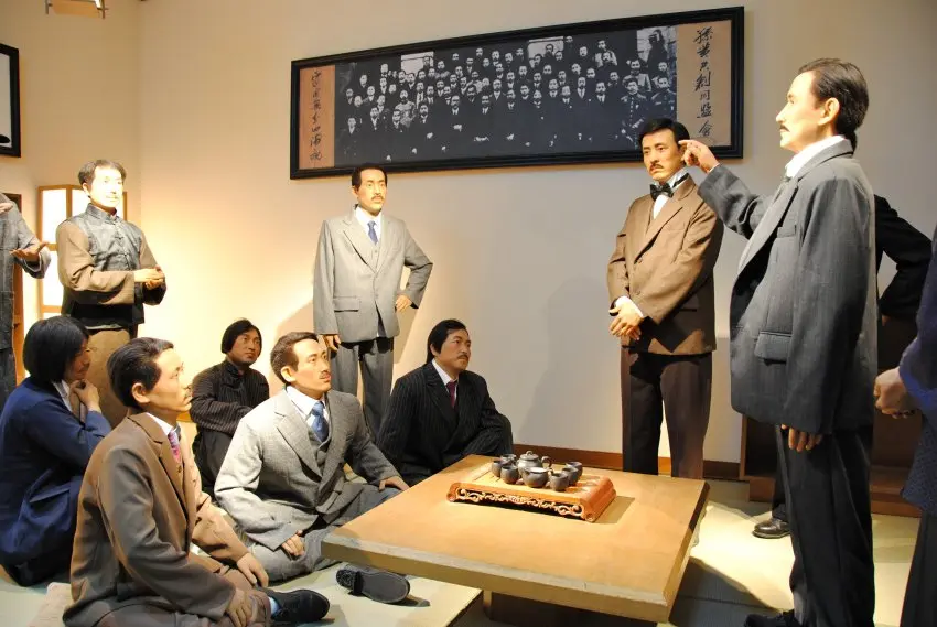 蠟像重現1905年孫中山在東京籌建中國同盟會的情景