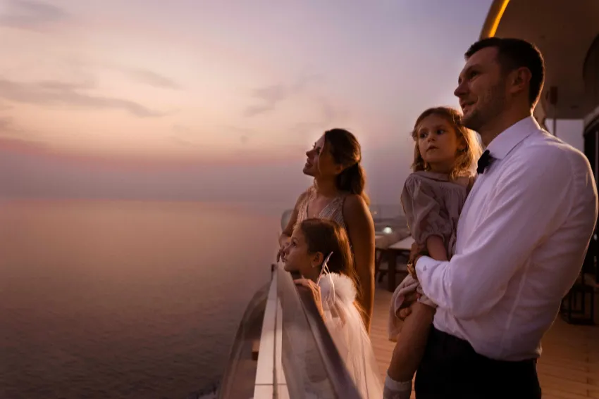 杜拜卓美亞港灣酒店 跨年夜專屬晚宴與煙火表演,打造杜拜最難忘的倒數時刻