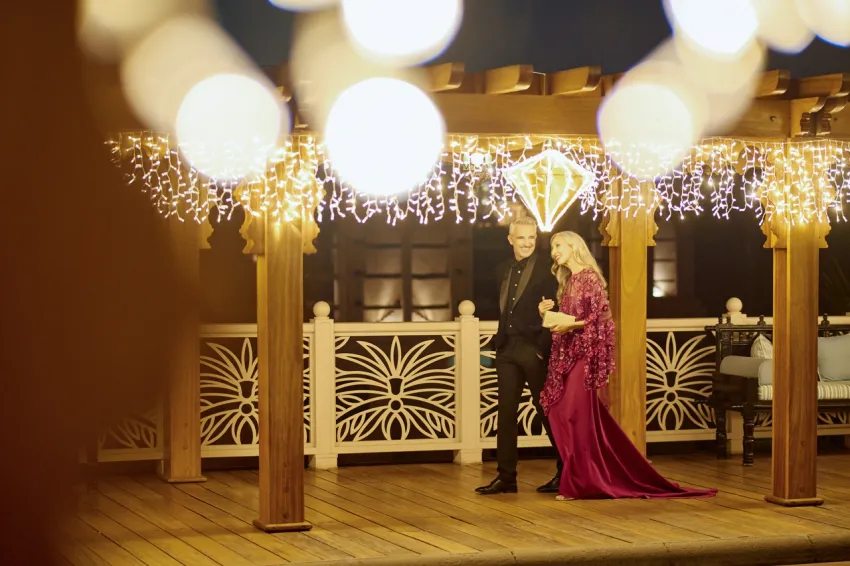 杜杜拜卓美亞古堡酒店群揭開年末序幕 聖誕市集、跨年煙火與元旦饗宴華麗登場