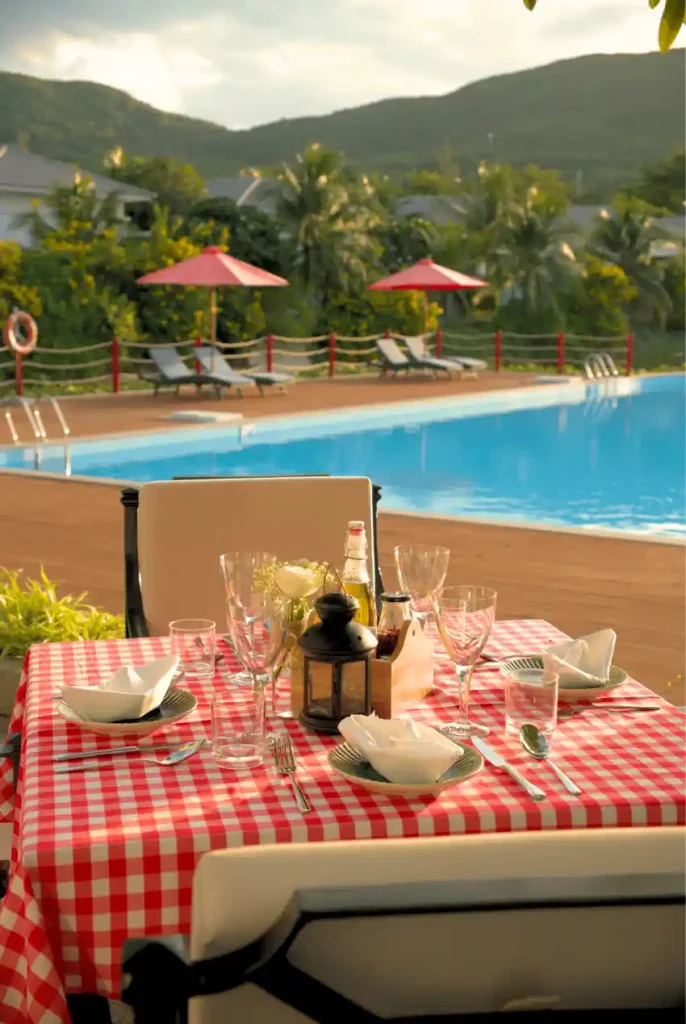 芽莊鴻翠島萬豪水療度假酒店 全新登場 Mamma Mia 義式餐廳＿戶外區2