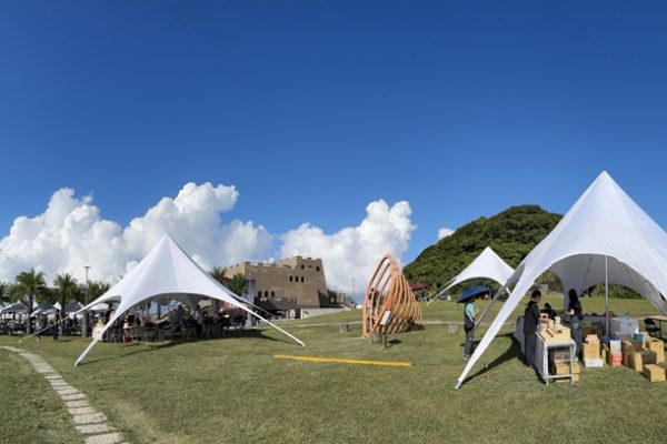 沙灘音樂、夕陽BBQ、創意市集串聯秋日和平島盛會 2025島嶼生活節 海島連結 Island Connections