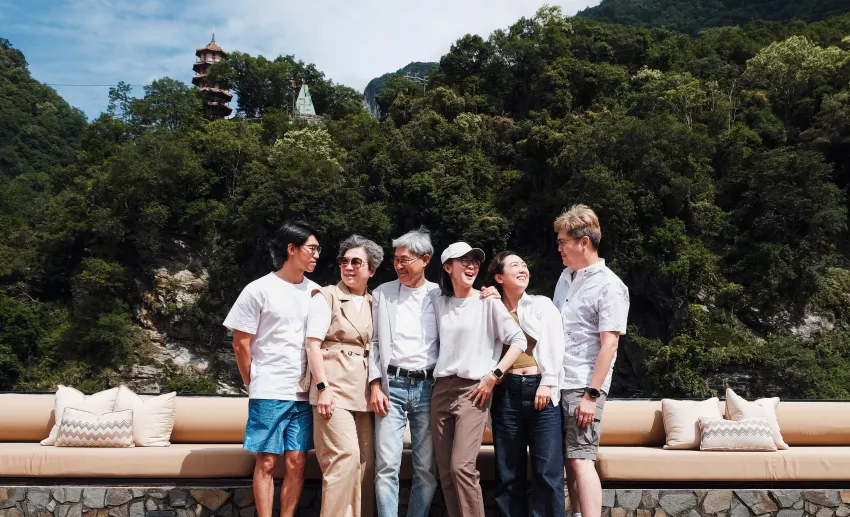 太魯閣晶英酒店在峽谷環抱下，近距離享受大自然風貌。