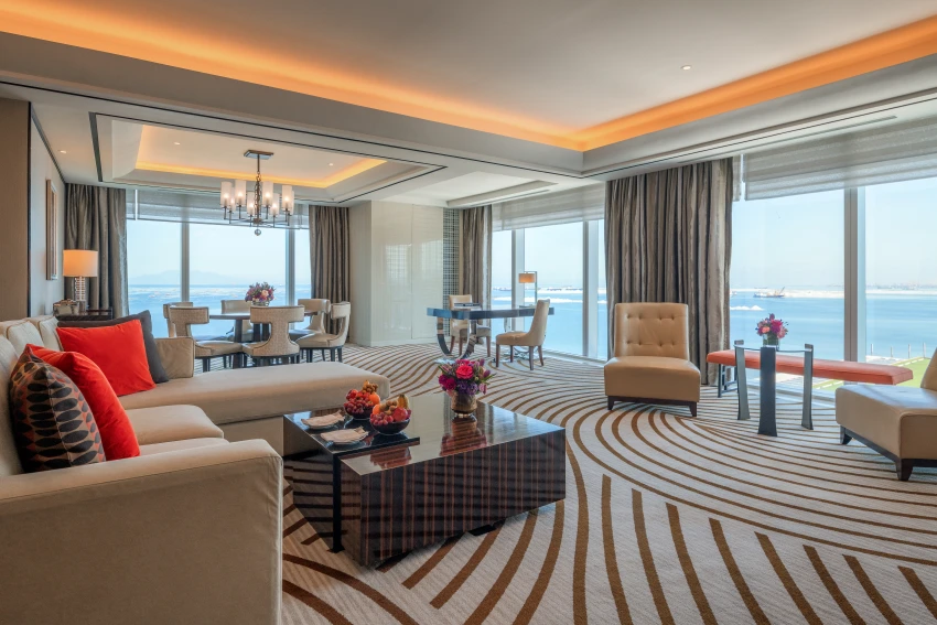 Sky Towe的Signature套房以尊榮感與寬闊度取勝，是慶祝旅程、蜜月或特殊節日的理想場景