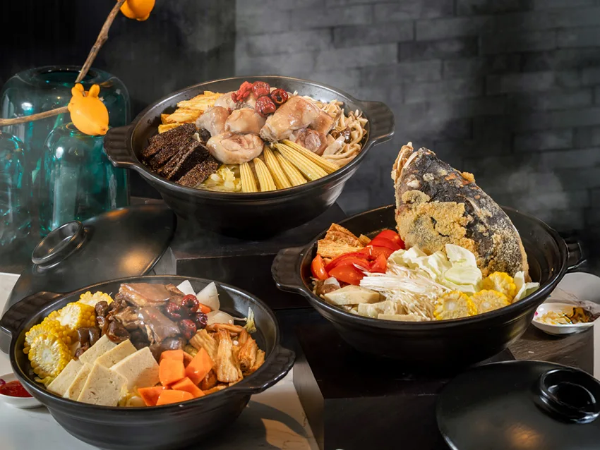 圖1_【邵 中餐廳】今冬推出三款匠心呈現暖補與在地風味兼具的暖心鍋物，每份1200元+10%。圖力麗觀光提供