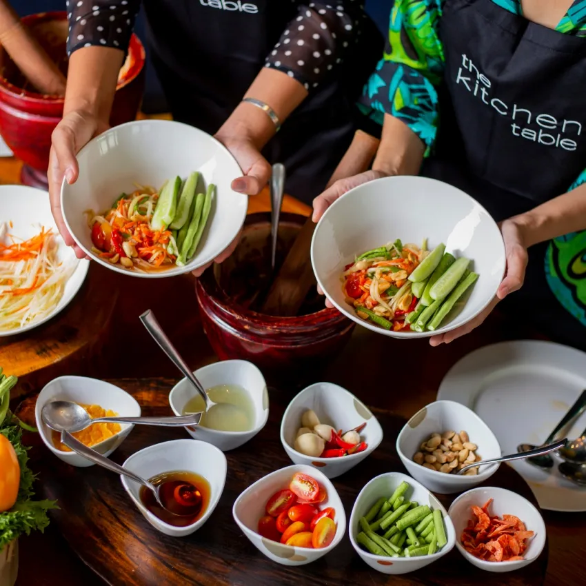 由主廚親自帶領的特色料理課程，帶領旅人深入體驗在地風味文化