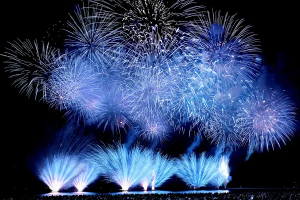 白銀世界 華麗終章煙火