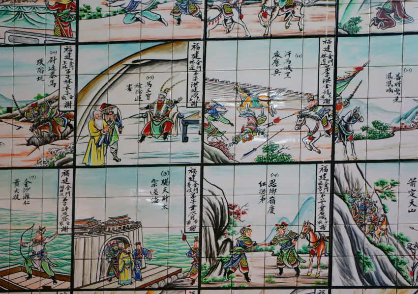 汶萊華人許多來自金門,從騰雲殿彩繪磁磚的捐贈信眾原籍可看出端倪