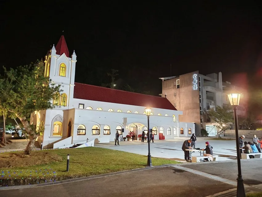 有著哥德式建築的中華聖母朝聖地聖堂