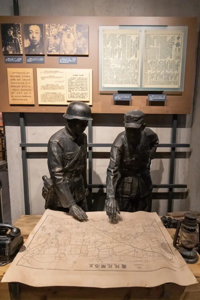 謝晉元和楊瑞符有序指揮、積極備戰