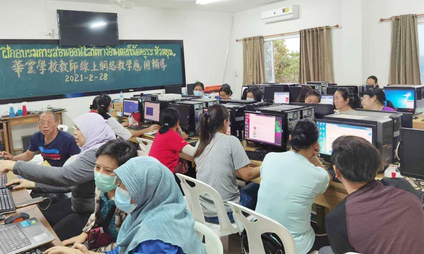 清萊地區華校陸續獲得泛太平洋集團捐贈的電腦