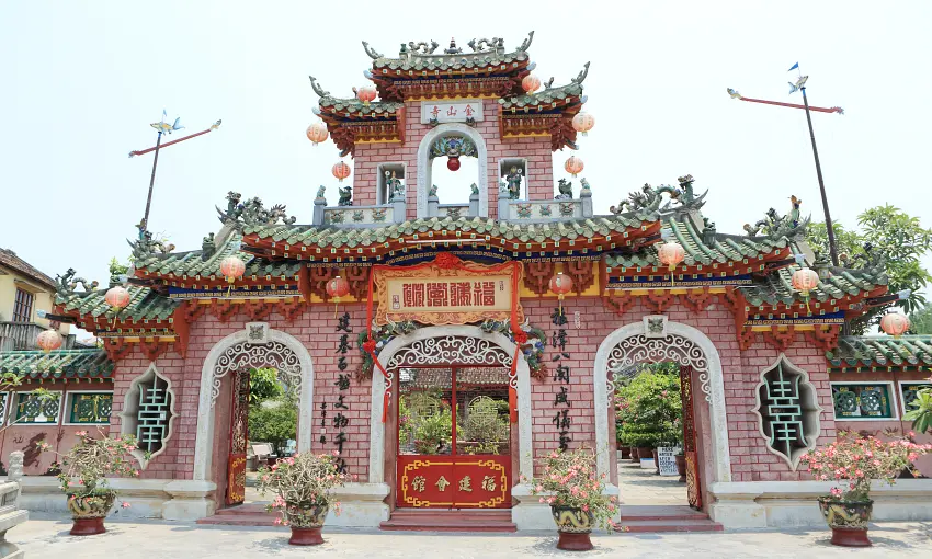  福建會館是會安最大會館