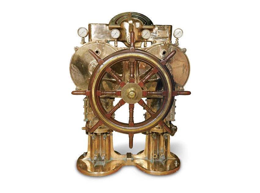 英國輕型航空母艦HMS Invincible操舵裝置(正面)