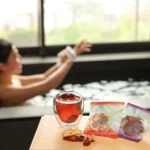 晶泉丰旅「春漾．初綻」住房專案贈送「花漾果乾水組」，以天然果乾沖泡，為溫泉旅程增添清新果香。圖／晶泉丰旅提供