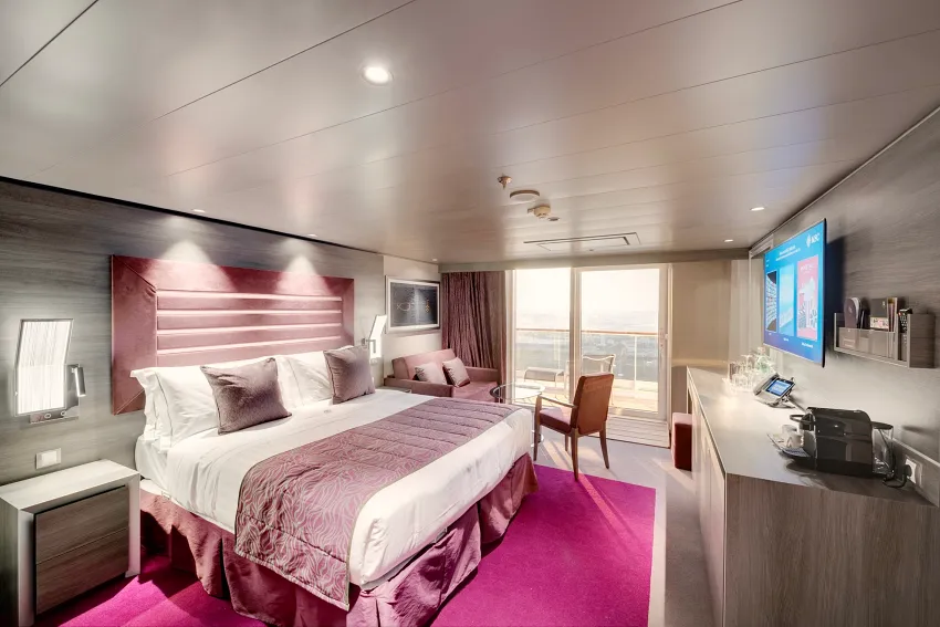 MSC 榮耀號 – MSC 地中海遊艇會奢華套房